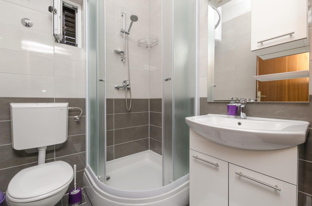 Apartment Brnabic Rogoznica  Bagian luar foto